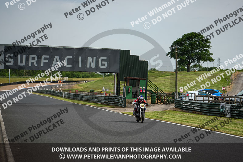 enduro digital images;event digital images;eventdigitalimages;mallory park;mallory park photographs;mallory park trackday;mallory park trackday photographs;no limits trackdays;peter wileman photography;racing digital images;trackday digital images;trackday photos